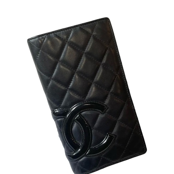 Authentic Chanel wallet cambon leather wallet, pink leather interior. Excellent - Picture 1 of 11